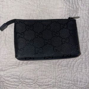 Small cute Gucci pouch , Authentic